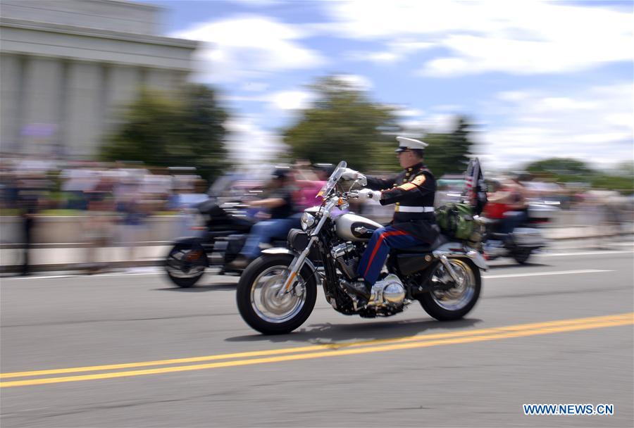 Passeio de motas “Rolling Thunder” realizado nos EUA para comemorar o Memorial Day