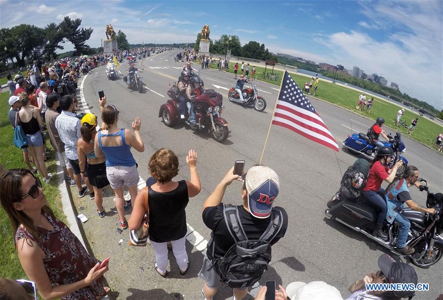 Passeio de motas “Rolling Thunder” realizado nos EUA para comemorar o Memorial Day