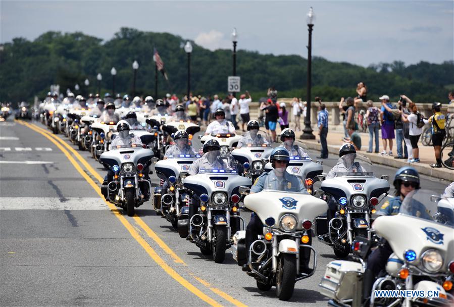 Passeio de motas “Rolling Thunder” realizado nos EUA para comemorar o Memorial Day