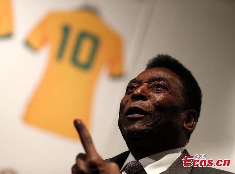 Pelé oferecerá 2 mil itens das suas lembranças pessoais dos tempos de futebolista para leilão