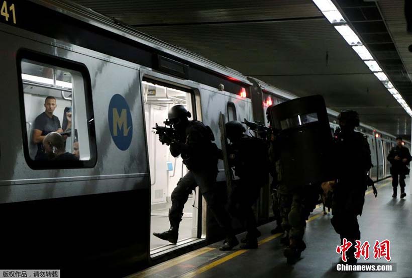 BOPE e forças francesas realizam treinamento antiterrorismo