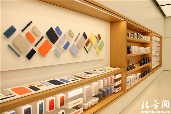 Apple abre terceira loja na cidade chinesa de Tianjin