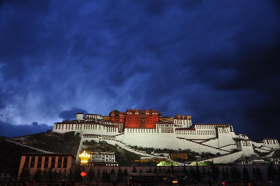 Palácio de Potala, um palácio no teto do mundo