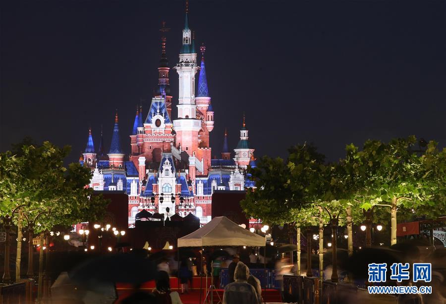 Parque da Disney em Shanghai se prepara para atrair milhões