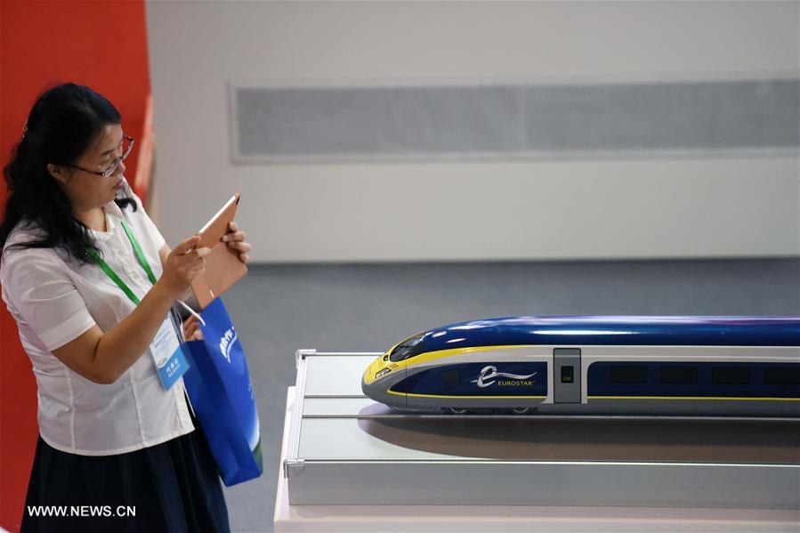 Beijing realiza exibição “Ferrovias Modernas 2016”