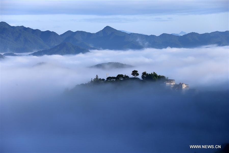 Paisagem da cidade de Huangshan no leste da China