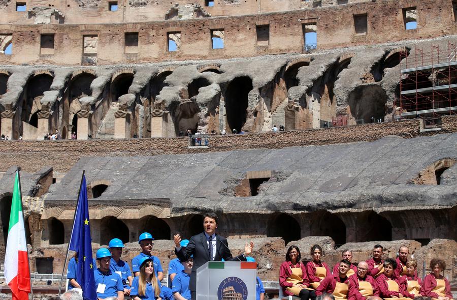 Roma revela Coliseu renovado