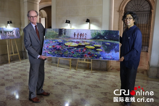 Artista chinês realiza exposição com temas olímpicos