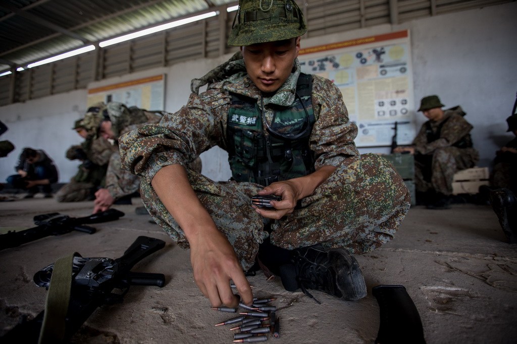 China e Rússia realizam exercícios militares antiterrorismo conjuntos