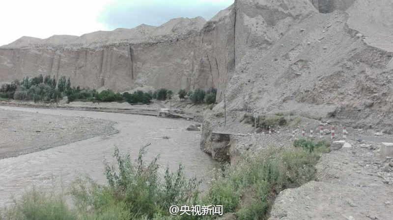Deslizamento de terra mata 35 pessoas em Xinjiang da China