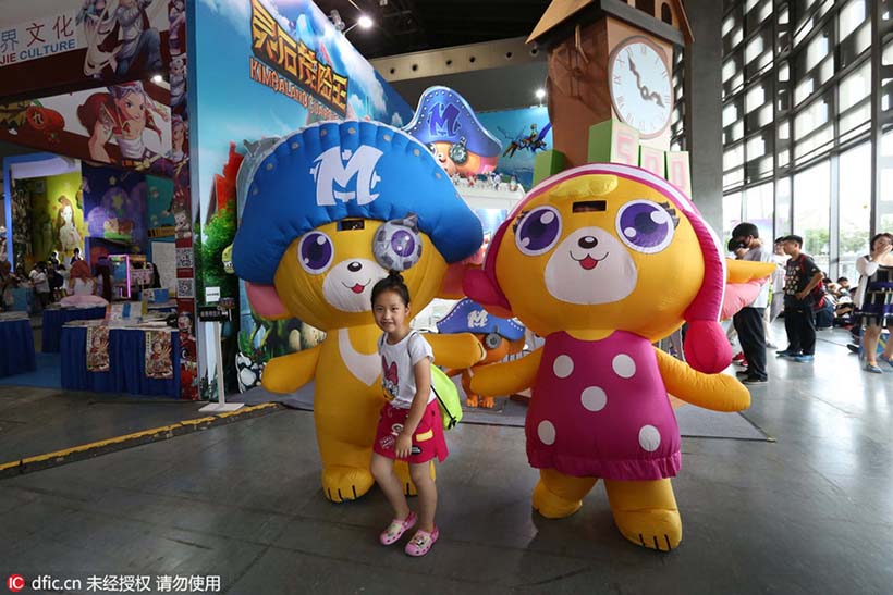 Exposição de desenho animado e jogos atrai fãs em Shanghai
