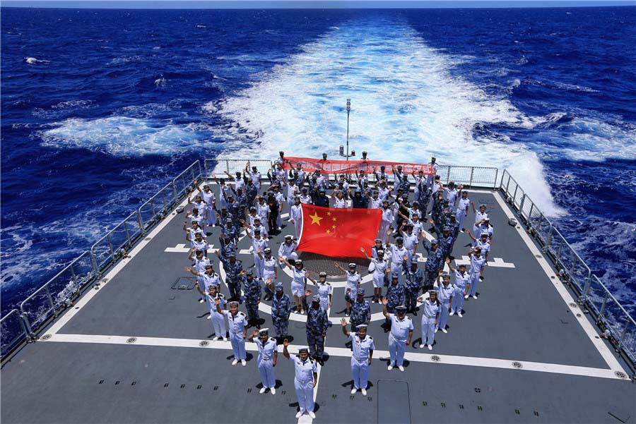 Navios chineses participam do evento do dia de abertura do exercício RIMPAC2016