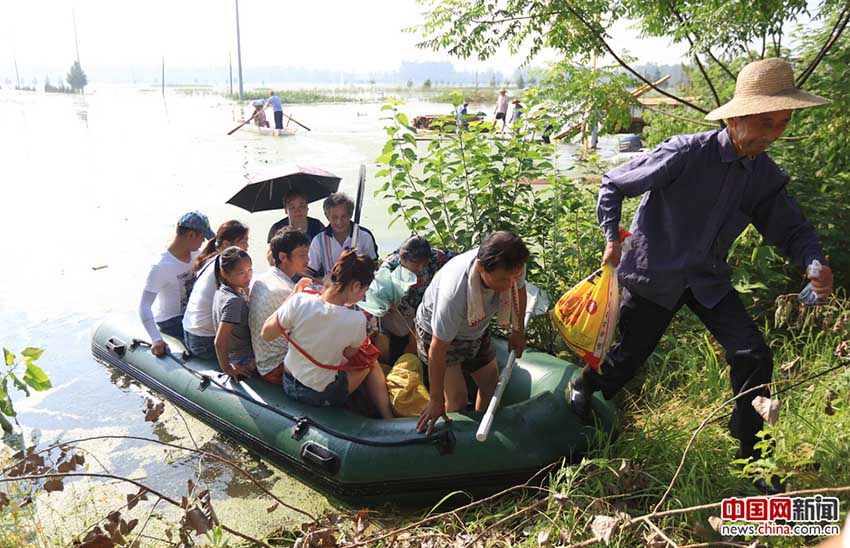 Inundações causam 161 mortos na margem do rio Yangtzé