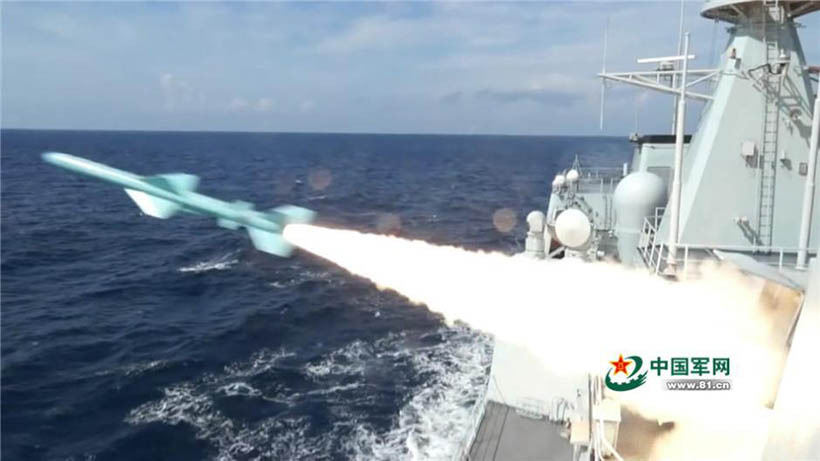 Fotos do exercício de combate da marinha chinesa no Mar do Sul da China 