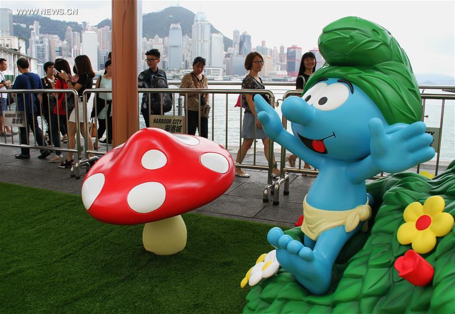Hong Kong realiza exposição artística “Somos Todos Smurfs”