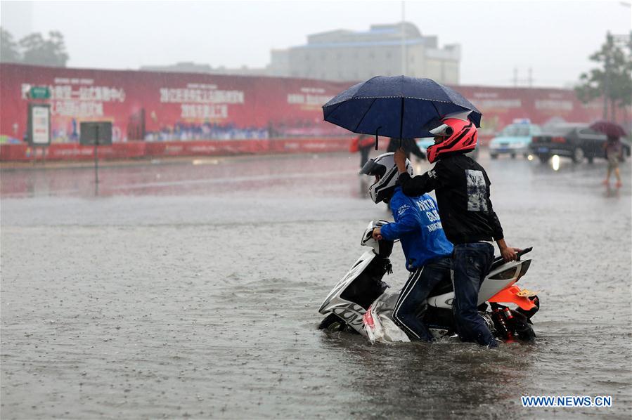 Chuvas torrenciais atingem o norte da China