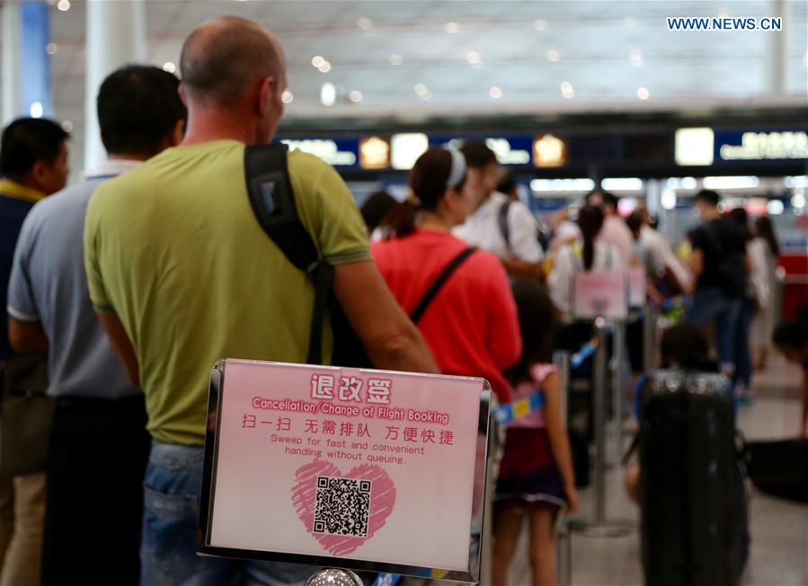 Capital chinesa cancela 212 voos devido às fortes chuvas