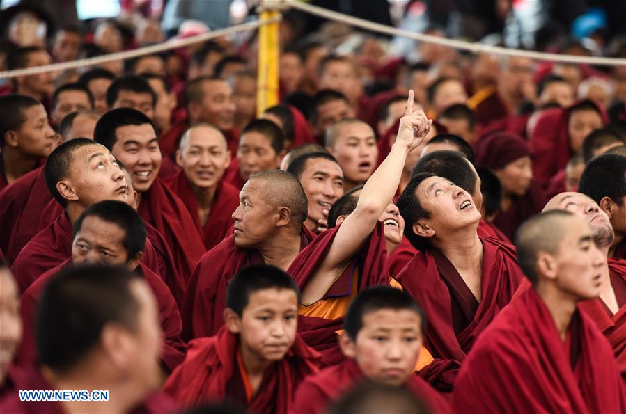 Panchen Lama inicia ritual Kalachakra em Xigaze
