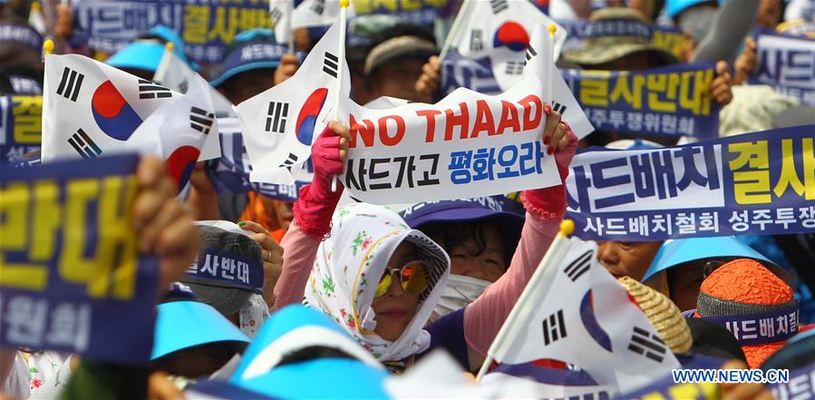 Mais de 2 mil sul-coreanos protestam contra implantação do THAAD