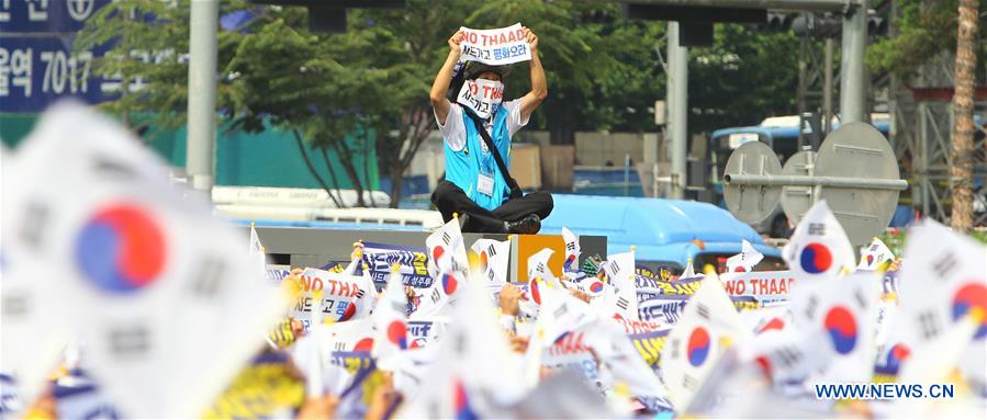 Mais de 2 mil sul-coreanos protestam contra implantação do THAAD