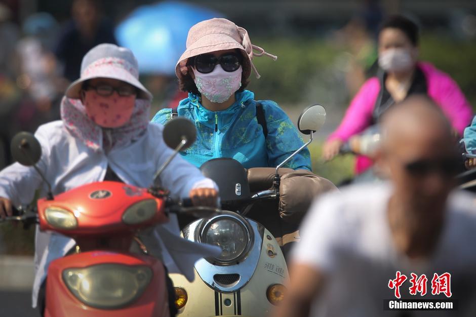 Calor coloca regiões da China em alerta laranja