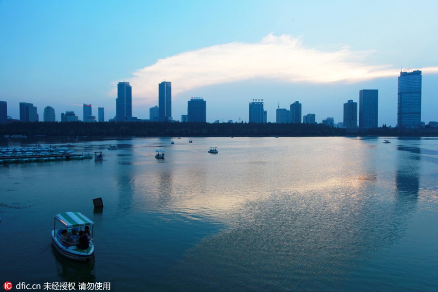 Lago Xuanwu poderá se tornar em uma estância das águas