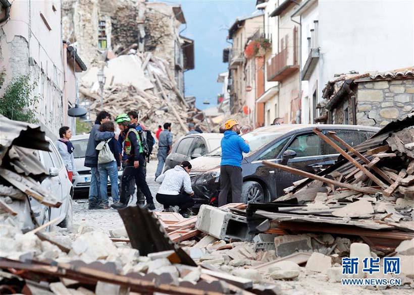 Forte terremoto atinge centro da Itália