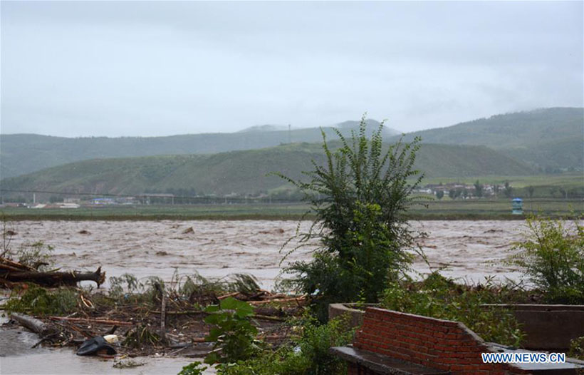 Trufão “Lionrock” provoca queda forte de chuvas no nordeste da China