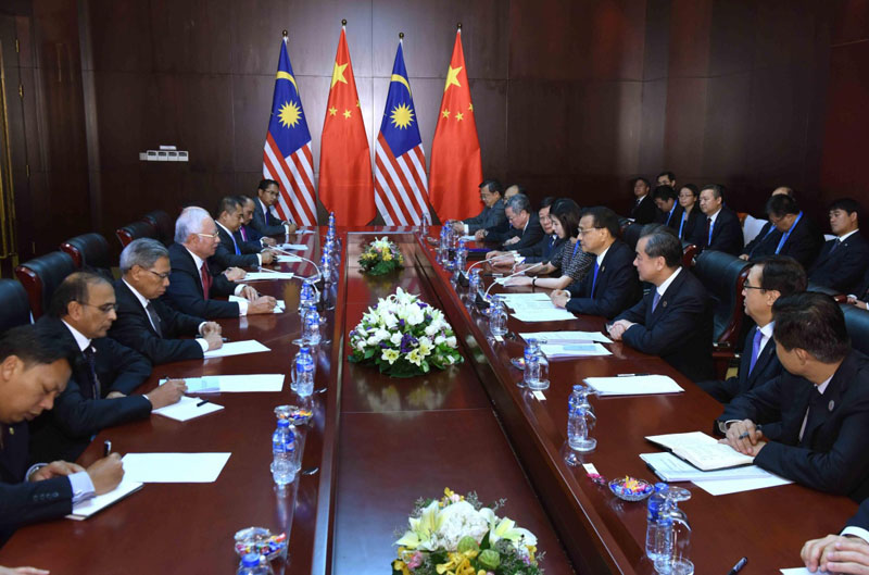 Premiê: China espera impulsar laços e cooperação com Malásia