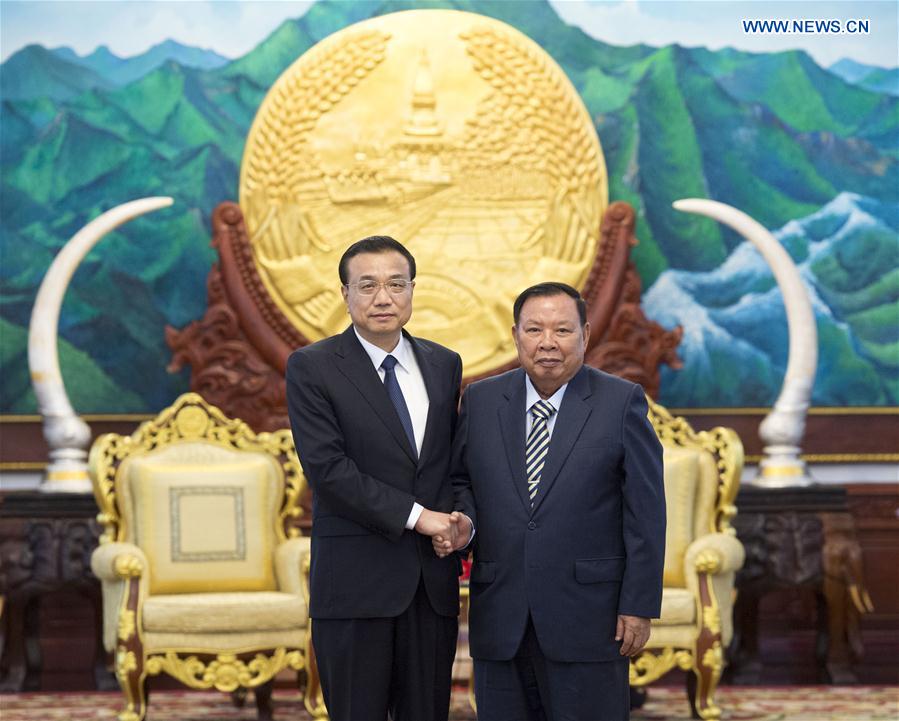 Premiê chinês quer cooperação mais forte em capacidade e investimento com Laos
