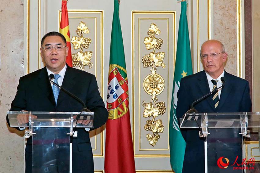 Chefe do executivo de Macau visita Portugal para incrementar cooperação económica e promoção da língua portuguesa