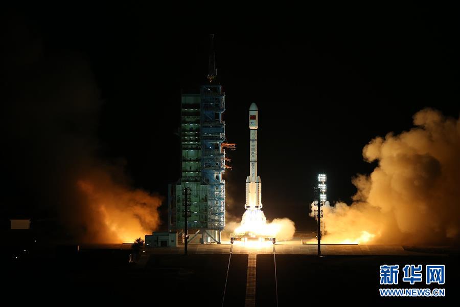 Laboratório espacial Tiangong-2 da China é lançado