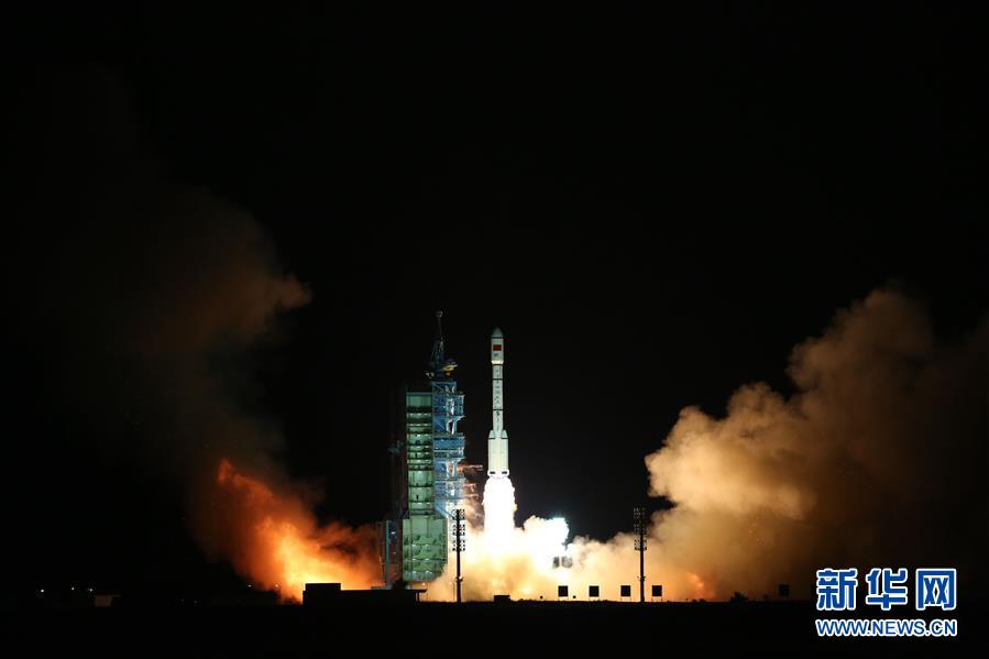 Laboratório espacial Tiangong-2 da China é lançado