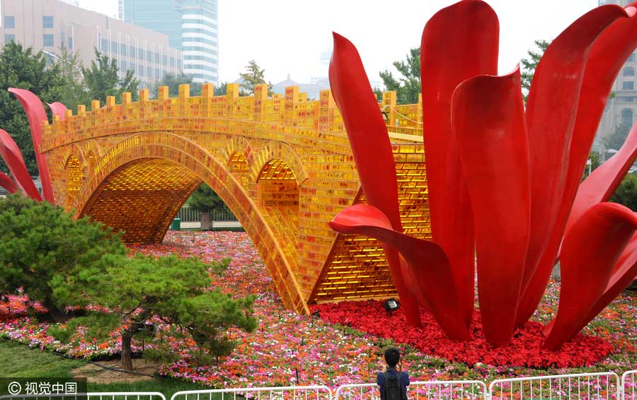 Praça Tian’anmen pronta para a chegada do Dia Nacional
