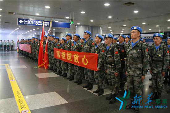 China envia novo grupo de forças de manutenção de paz para Libéria