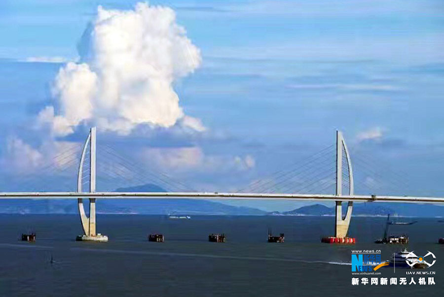Maior ponte sobre mar no mundo dá mais um passo rumo à conclusão