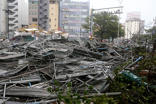 Tufão Megi deixa 4 mortos e 268 feridos em Taiwan