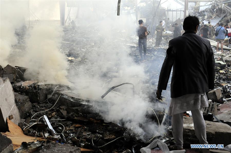 Ataques aéreos no Iêmen deixam 82 mortos e 534 feridos