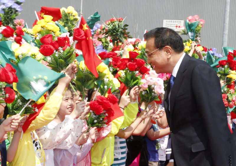 Primeiro-ministro chinês chega a Macau