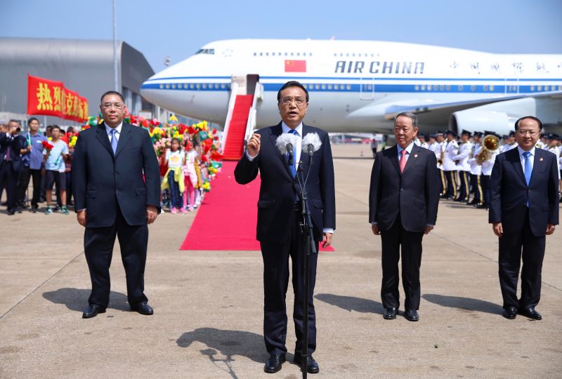 Primeiro-ministro chinês chega a Macau