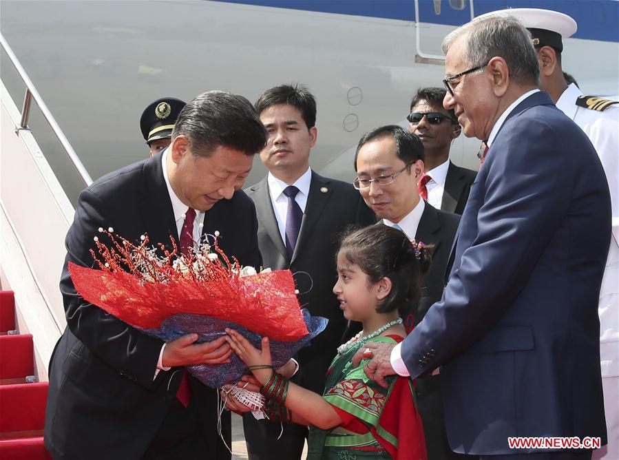 Presidente chinês chega a Bangladesh para visita de Estado