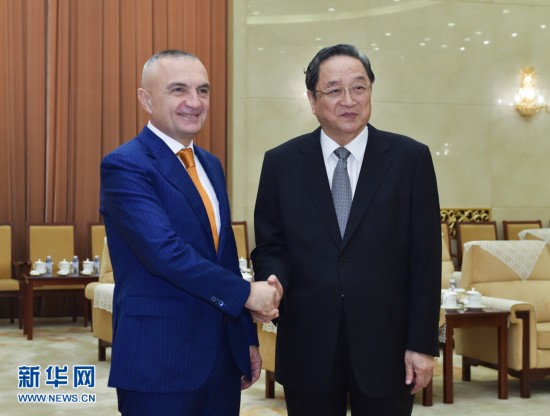 Presidente da CCPPCh se reúne com presidente do parlamento albanês