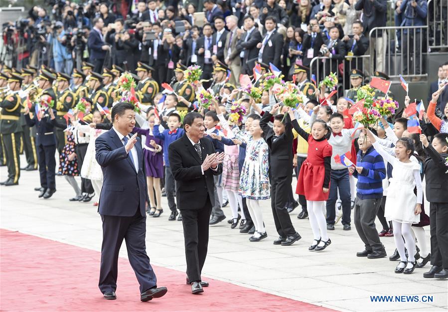 Xi e Duterte concordam sobre melhora completa de laços