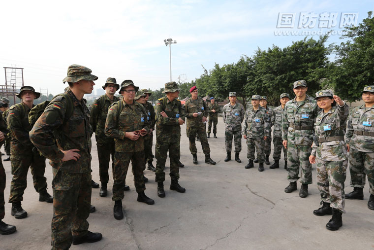 China e Alemanha fazem exercício de socorro médico