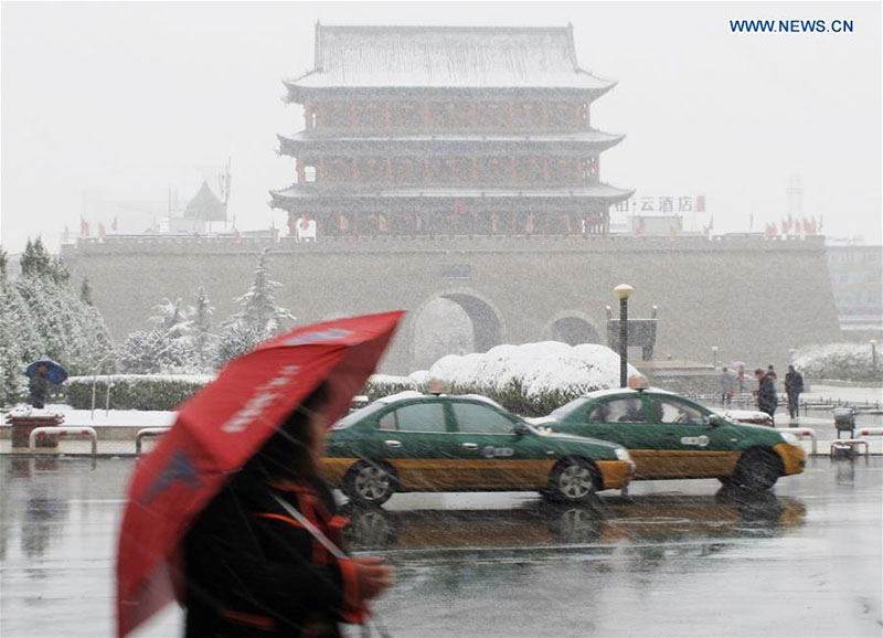 Frente fria chega e temperaturas ficam negativas em partes da China