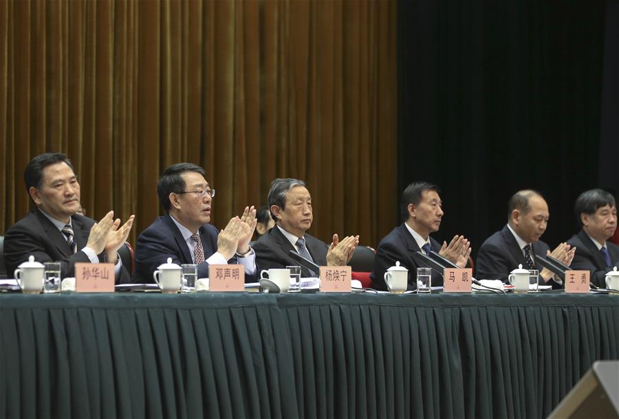 Líderes chineses pedem melhor mecanismo de segurança do trabalho