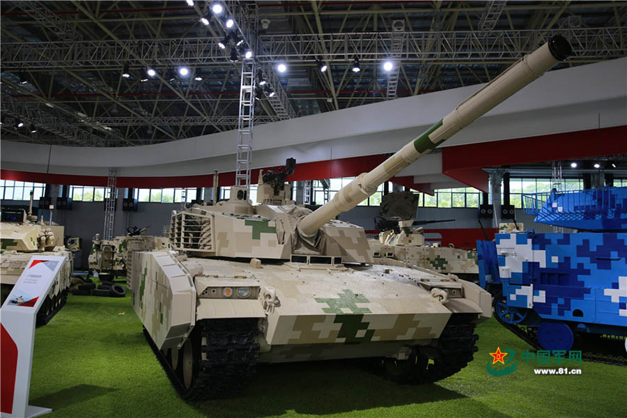 Equipamentos militares mais avançados da China exibidos em Zhuhai