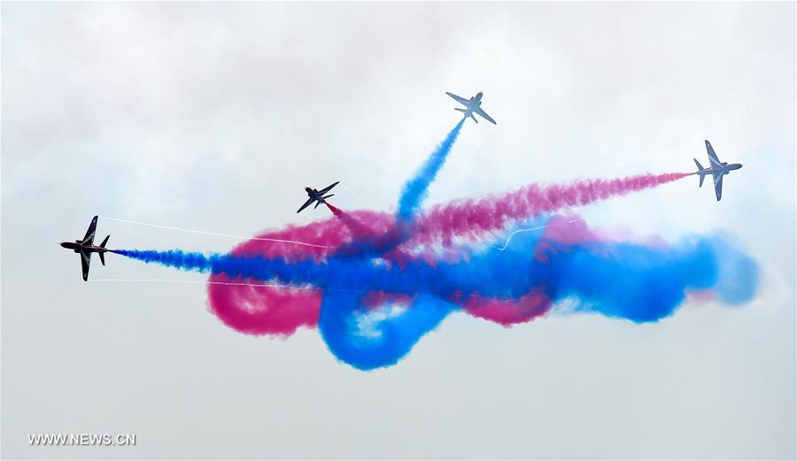 Red Arrows britânicos em destaque no Show Aéreo da China