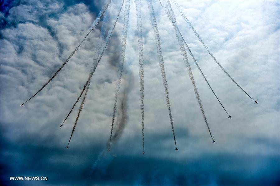 Red Arrows britânicos em destaque no Show Aéreo da China