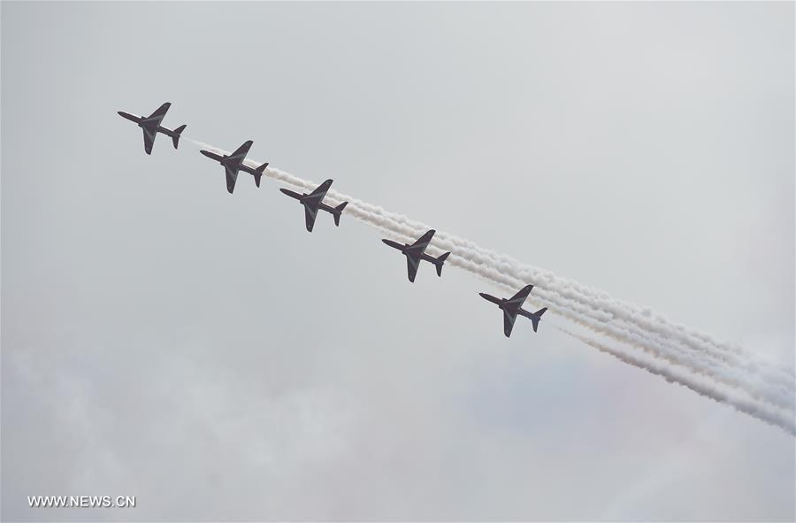 Red Arrows britânicos em destaque no Show Aéreo da China